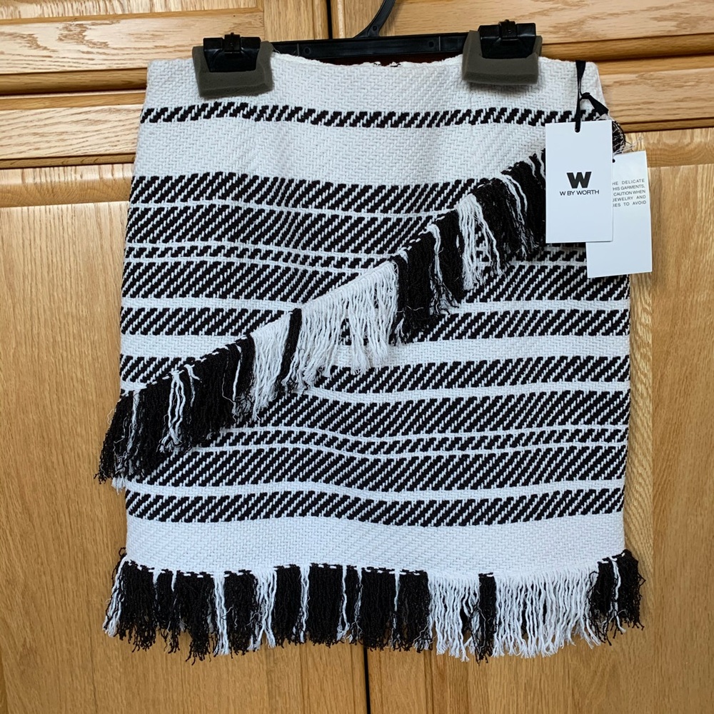 NWT, Worth W line, Clearance! fringe skirt